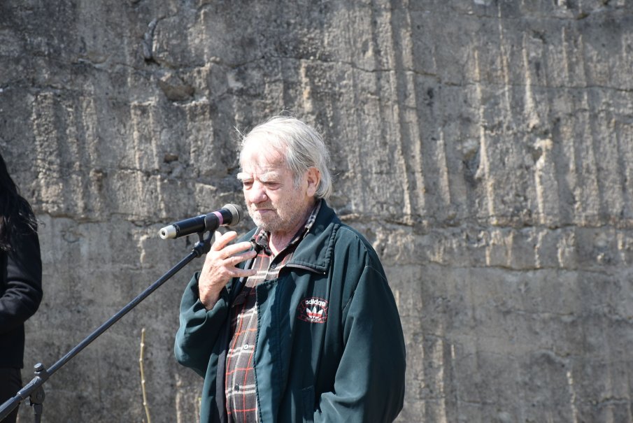 Починал е последният жив затворник от лагера Слънчев бряг