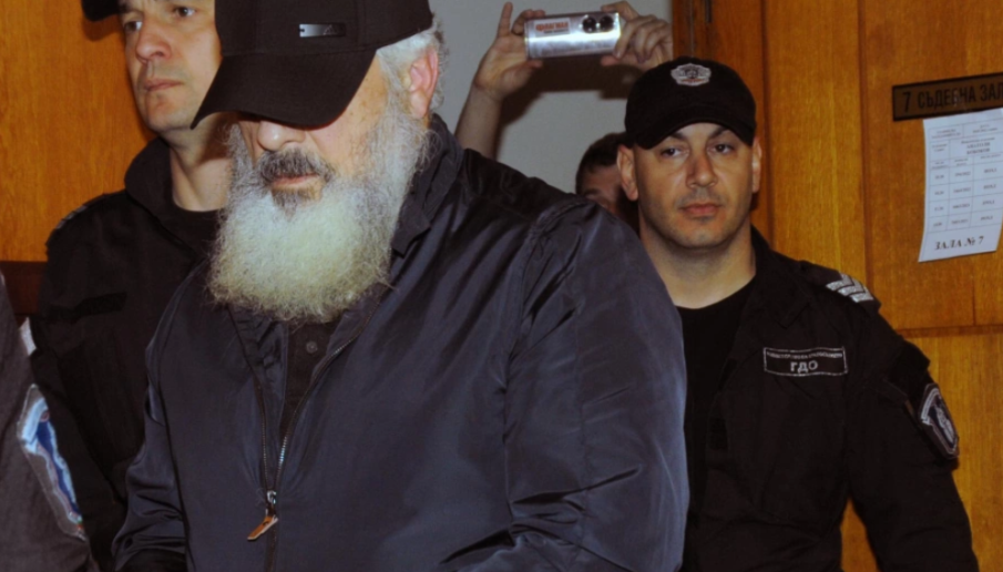 ОТ ПОСЛЕДНИТЕ МИНУТИ: Поискаха 1,5 милиона лева кръвнина от убиеца на Теодора Бахлова и Юмер Мехмед