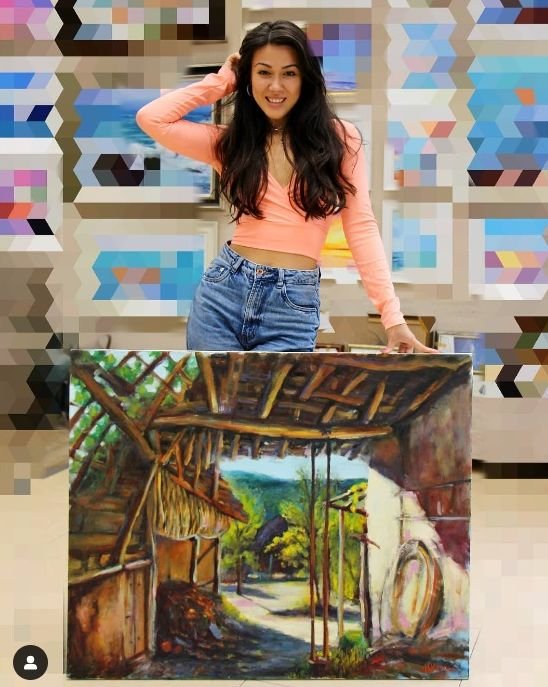 Учителка от Ергенът цъфна по жартиери в Инстаграм (ГОРЕЩИ СНИМКИ)