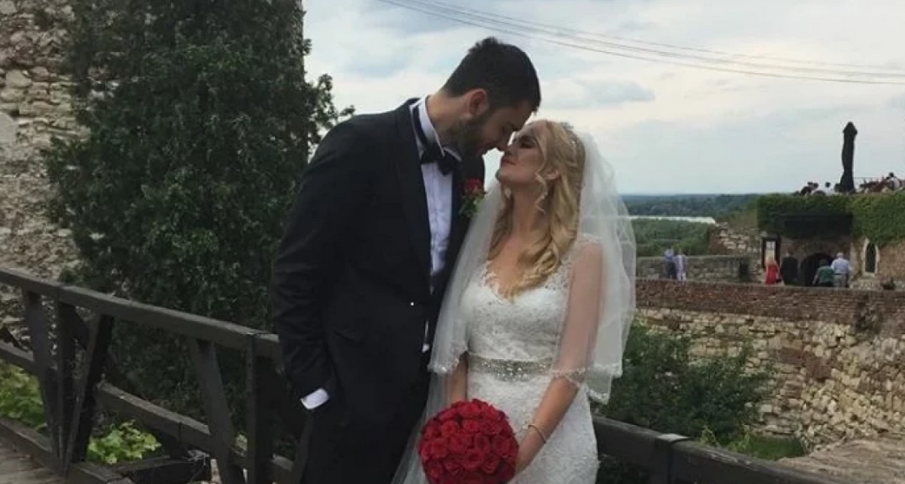 Баскетболист на ЦСКА е женен за Мис Сърбия