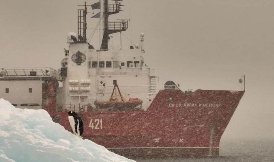 Българските антарктици очакват новия си дом