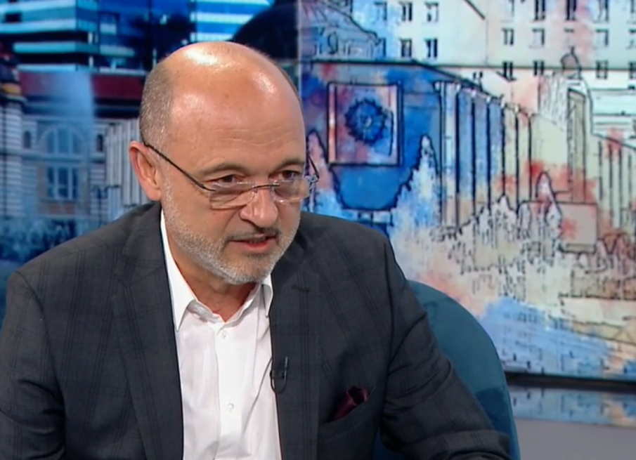 САМ СИ СЕ ХВАЛИ! Здравният министър: Гордея се, че направихме неща, които редовните кабинети не са ги правили