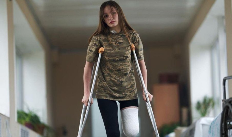 РАЗТЪРСВАЩА ДРАМА: Руските терористи отнеха крака ѝ, но не и свободата ѝ