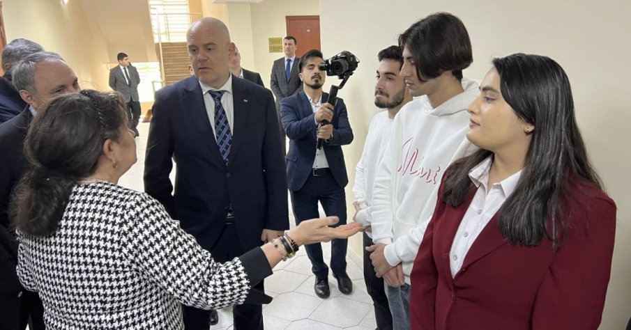 Главният прокурор отбеляза 3 март на среща със студенти в Баку