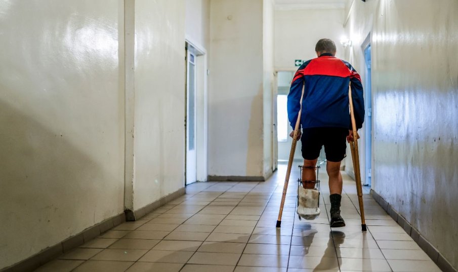 Украинки лекуват ранените на фронтовата линия