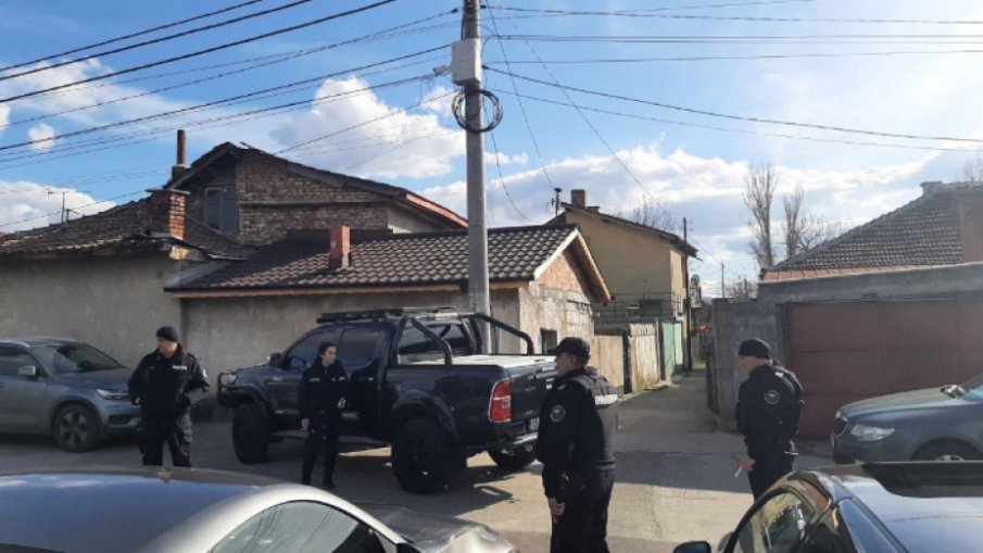 Операция на ГДБОП срещу наркоразпространението в столицата, има задържани