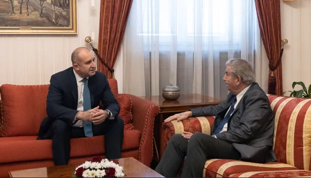 Радев: Нито един български евреин не е депортиран в лагерите на смъртта