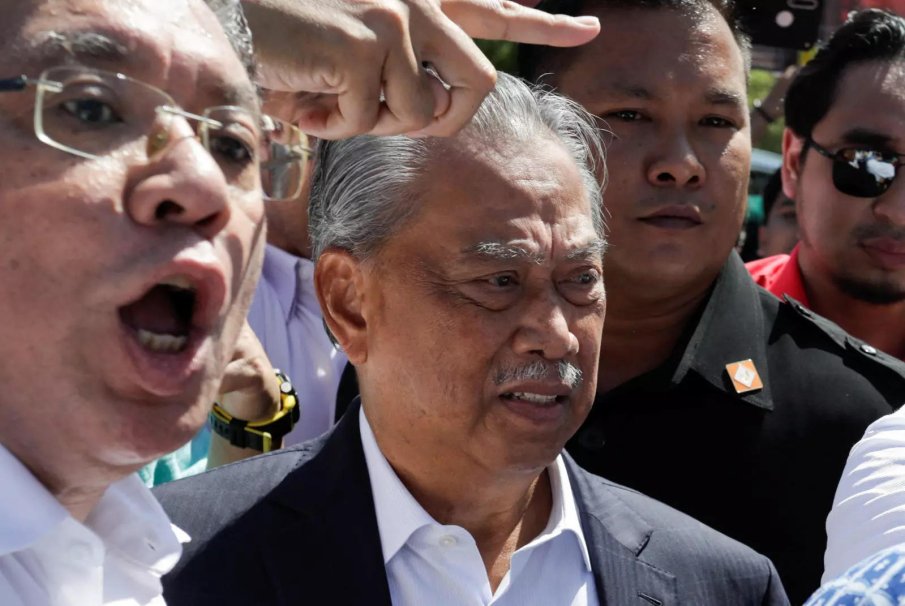 Арестуваха бившия премиер на Малайзия