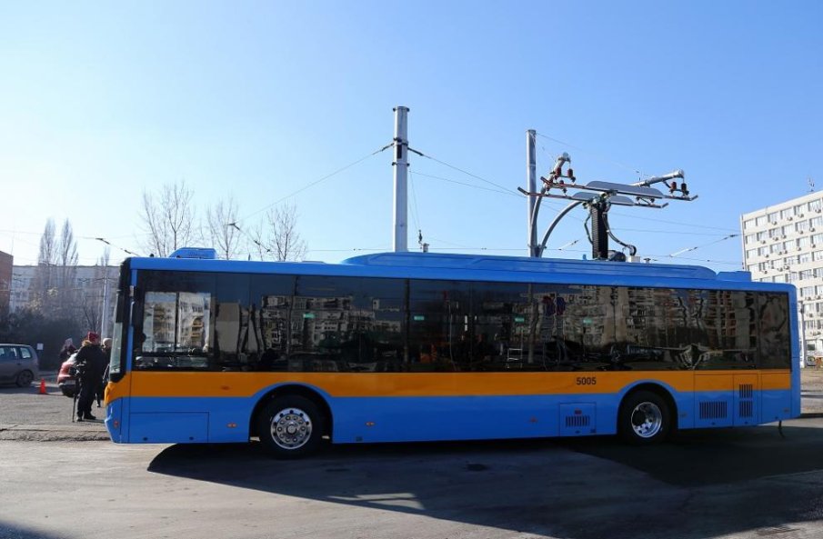 В София пристигна новата партида нископодови електробуси (СНИМКА)