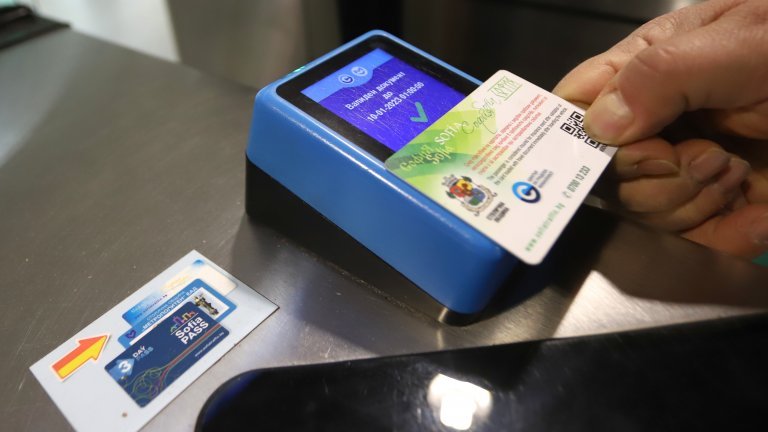 Връщат месечната карта за една линия в столицата