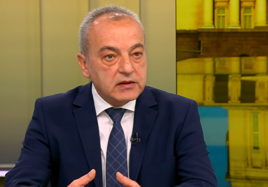 Гълъб Донев иронизира жестоко поредния лупинг на ГЕРБ и ПП-ДБ (ВИДЕО)