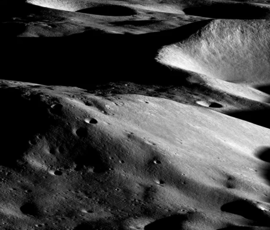НАСА показа възможното място за кацане на хора на Луната (ВИДЕО)