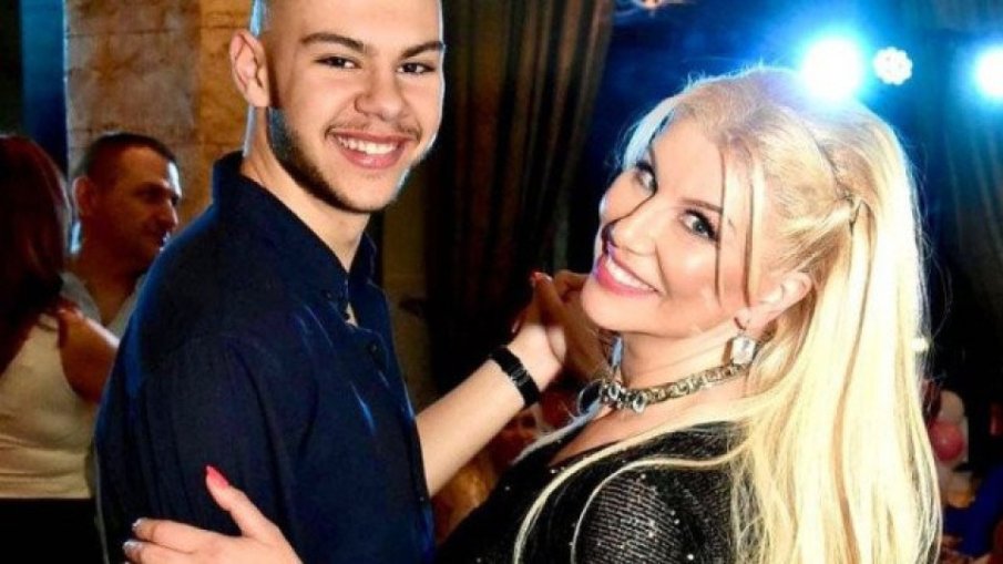 Нелина катастрофира