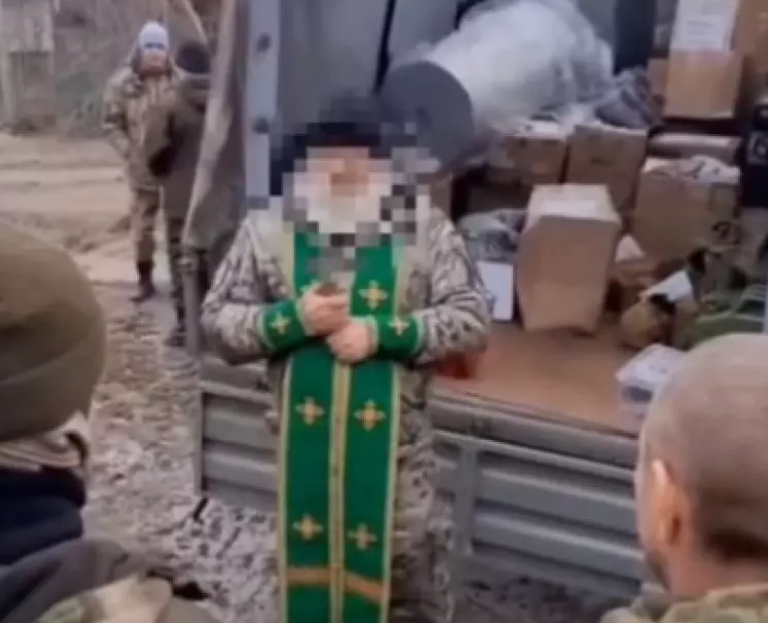 ШОКИРАЩО ВИДЕО: Руски свещеници благославят убийствата на украински деца