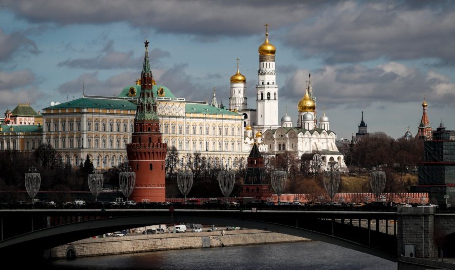 МАСОВА МИГРАЦИЯ: Десетки водещи учени се изселват от Русия заради войната