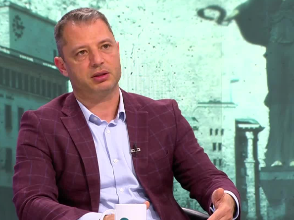 Делян Добрев: ГЕРБ ще предложи кабинет на малцинството или формула тип Габровски