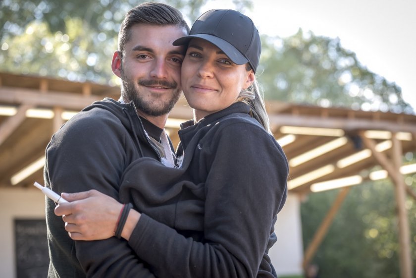 Звезди от Фермата чакат бебе