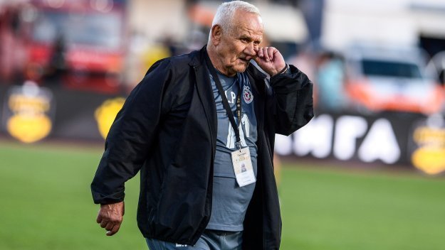 Синя легенда помага на Люпко в Литекс