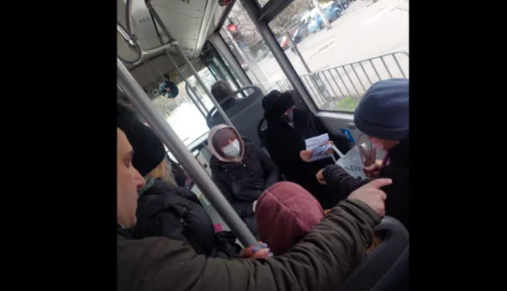 ПАЗЕТЕ СЕ! Джебчийки с маски върлуват в градския транспорт на София