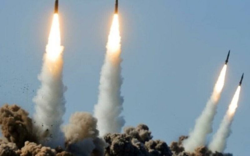 Руски ракетни удари частично спряха тока в украинския град Харков