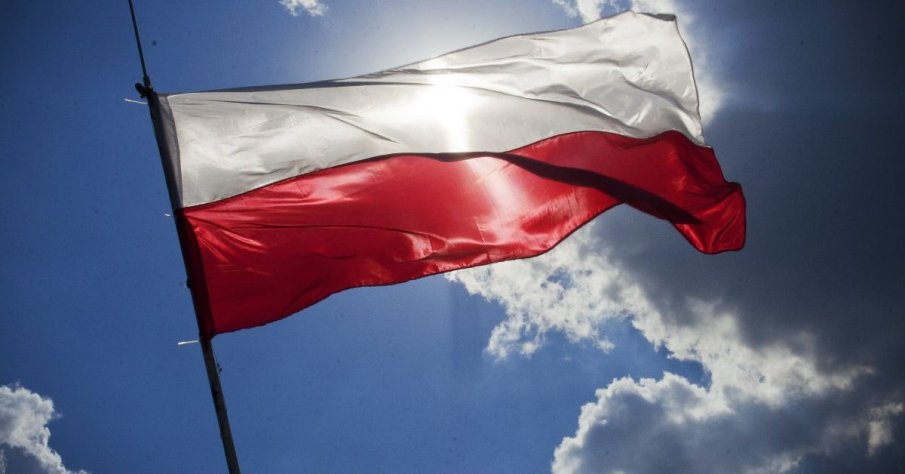 Полша планира да изпрати до 10 000 войници на границата си с Беларус