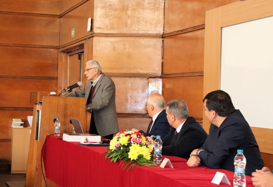 Специалност „Технология на виното и пивото“ в УХТ на 75 години