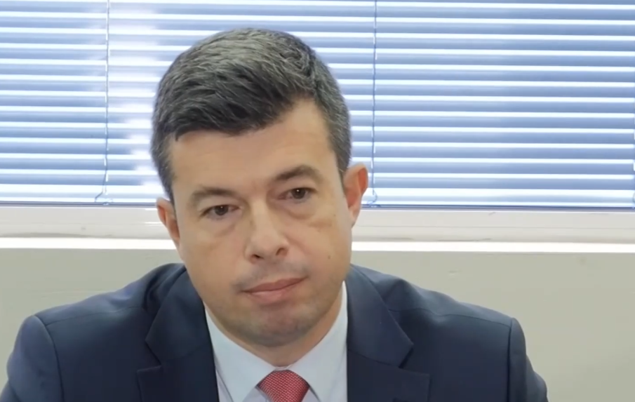 Прокуратурата за унизителния клип: Карали са момчето да лае и да подаде лапа