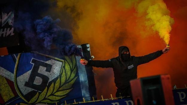 ВОЙНАТА ПРОДЪЛЖАВА: Лидер на Сектор Б с нова атака срещу спонсора на Левски