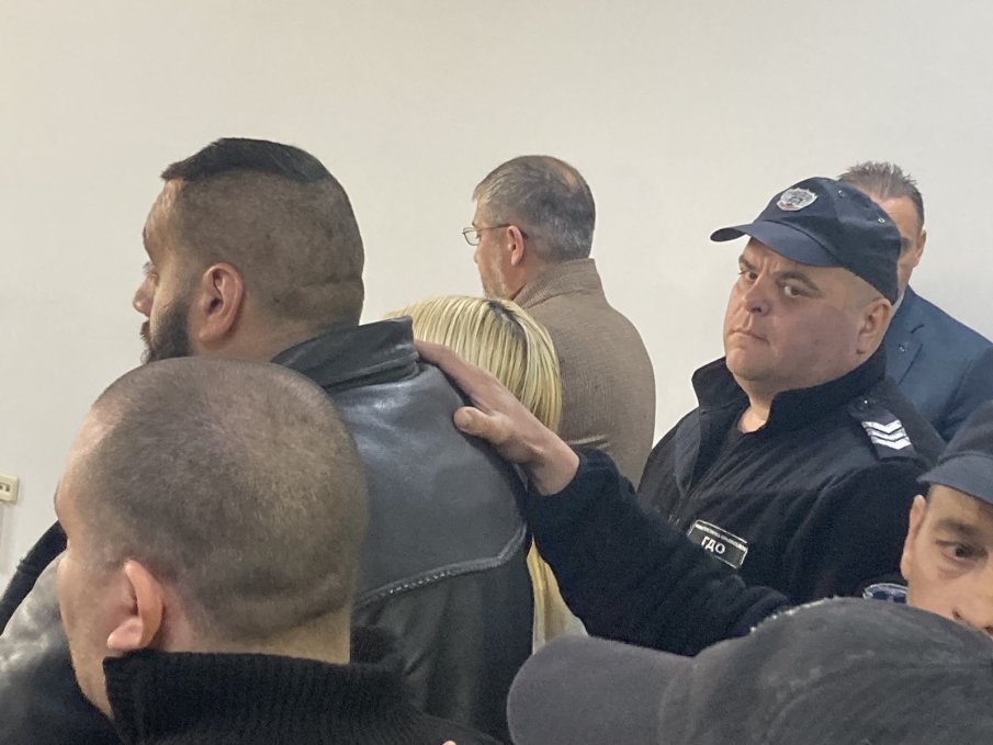 Чеченеца реве: Невинен съм, не искам в ареста