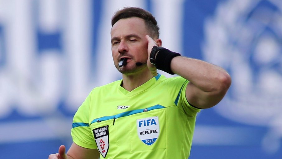 Полски съдия пристигна пиян в Атина за футболно дерби