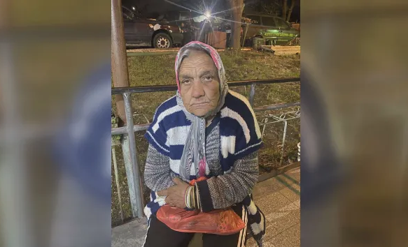 ПОЗНАВАТЕ ЛИ Я: Издирват близките на жена, намерена на бензиностанция в Бургас