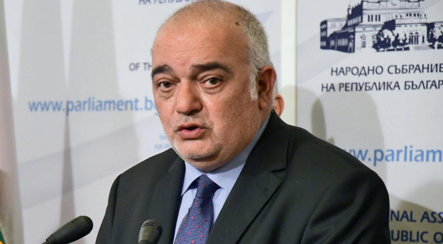 Бабикян се подиграва: ПП-ДБ ще е булката в брака с ГЕРБ, ето кой ще кумува