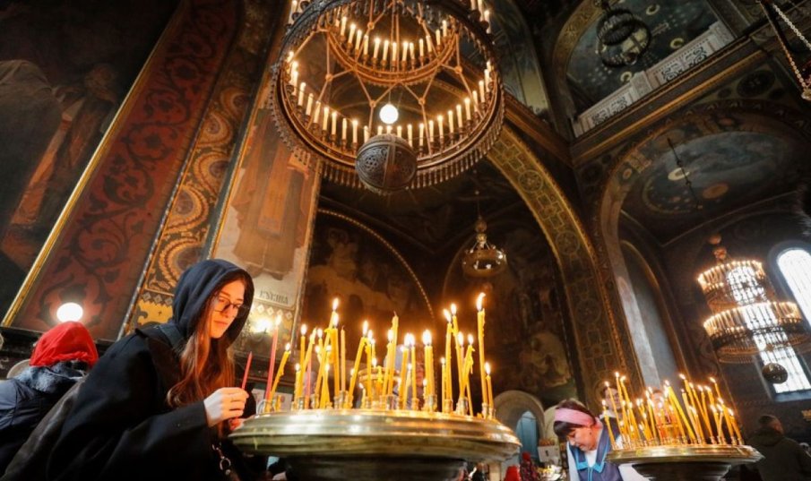 Бивш украински премиер: Обръщението на Зеленски към народа е провокативно