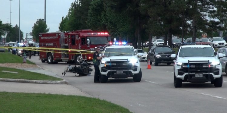 КРЪВ СЕ ЛЕЕ: Рокери се стреляха в Тексас, има убити и ранени (СНИМКИ)