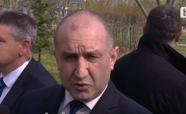 ГОРЕЩО В ПИК TV! Радев увърта за първия мандат: Всеки ден е ценен - парламентът има нужда от време (ВИДЕО)