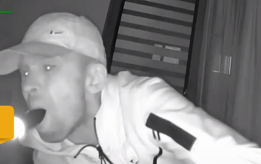 ДРЪЖТЕ КРАДЕЦА: Този мъж се промъкна в апартамент в София и отмъкна пари и бижута