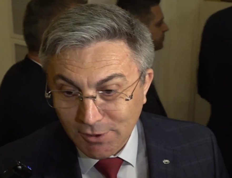 Мустафа Карадайъ: Ще участваме във внасянето на предложения за промени в Конситутицията