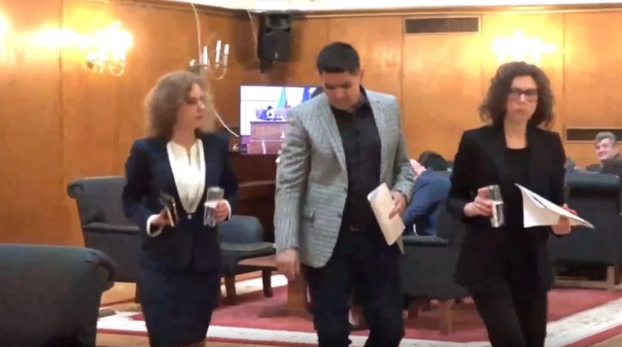 ПИК TV: Руди Гела с поискания имунитет е като обидено дете - не говори с ПИК и си прави каквото си поиска (ВИДЕО)