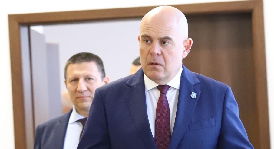 ПЪРВО В ПИК: НСО мълчи за атентата срещу Гешев