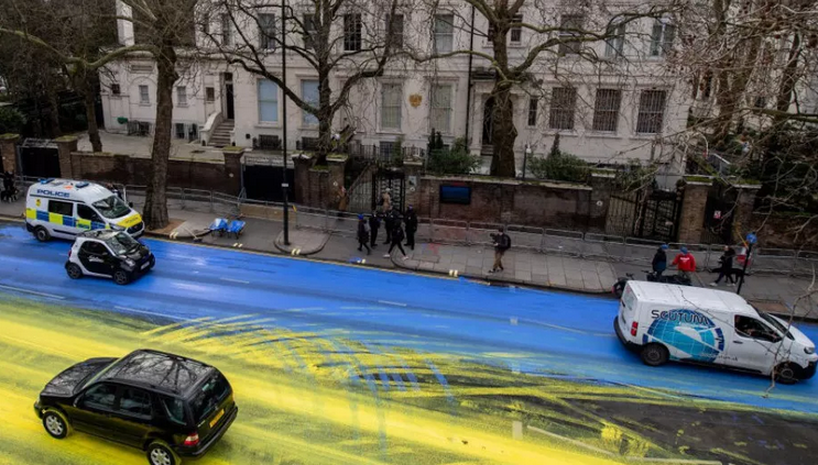 Руското посолство в Лондон: Западът подготвя Украйна за радиоактивно бунище