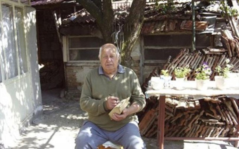 Бай Кольо от Варна церил Фидел Кастро със зелени орехи