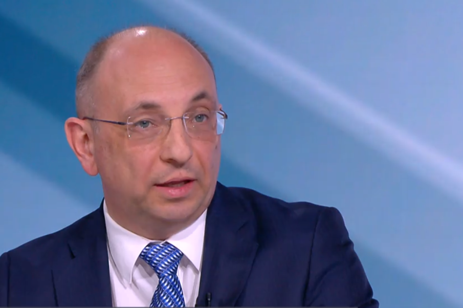 Николай Василев остро към бюджетарите на Радев: Десетки милиарди хвърчат в липса на реформи!