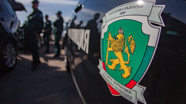 Повдигнаха обвинение граничен полицай - изнудвал транспортен бос с такса спокойствие“