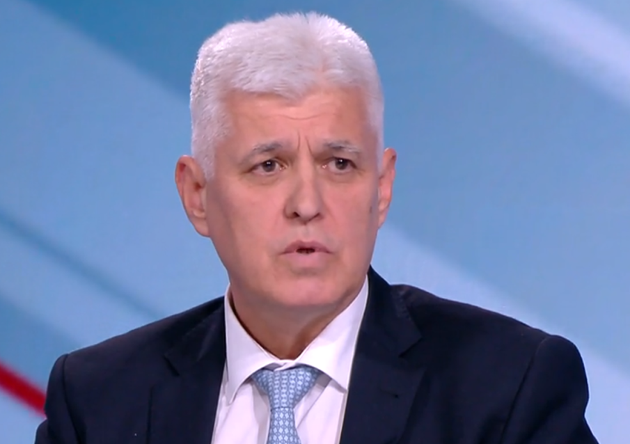 Министър Димитър Стоянов: Към момента в България не е постъпвало искане за увеличаване на контингента в Косово