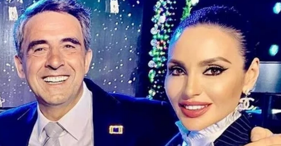 ПИКАНТНА ИНТРИГА: Плевнелиев гушка Наталия Гуркова, а Деси Банова... ПИКАНТНА ИНТРИГА: Плевнелиев гушка Наталия Гуркова, а Деси Банова...