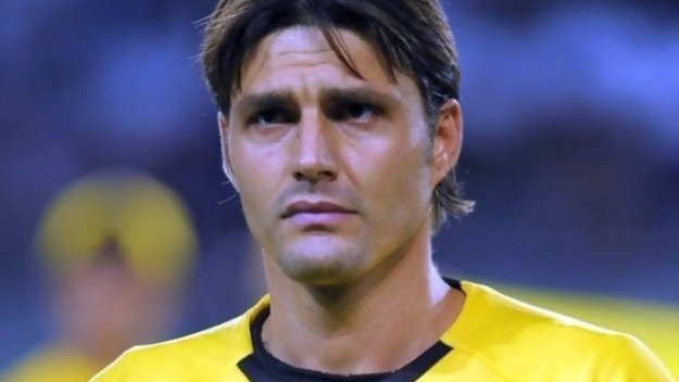 Синя легенда дари 3 бона за паметник на Гунди