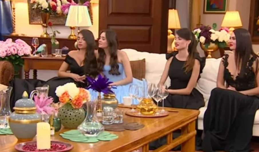 Вижте непоказваните СНИМКИ от спалнята в Ергенът, които скараха зрителите