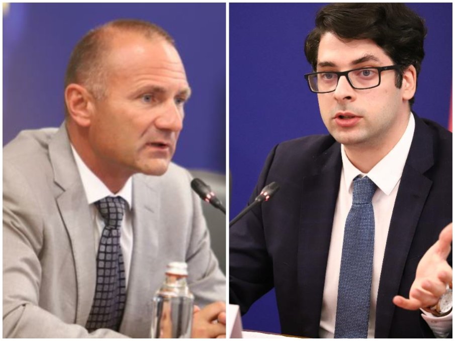 ИЗВЪНРЕДНО В ПИК TV: Пълна каша в парламента - депутатите викнаха на изслушване министрите Атанас Пеканов и Росен Христов, преди това се разправяха за програмата си. Удължиха и работното време на Народното събрание (НА ЖИВО/ОБНОВЕНА)