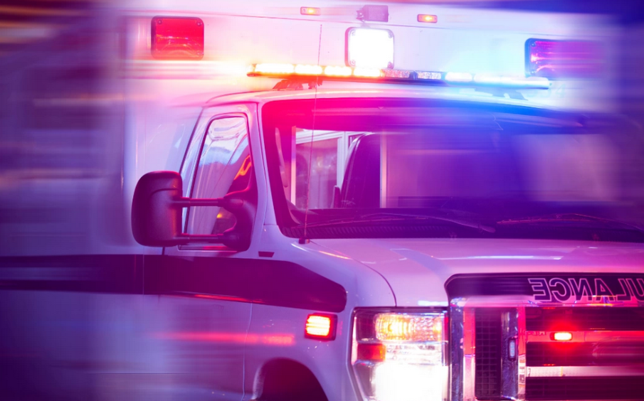 Мъж простреля 14-годишно момиче, играело на криеница