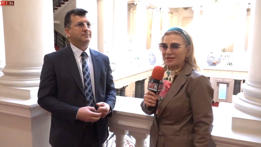 ЕДИНСТВЕНО В ПИК TV! Асим Адемов: Мария Габриел е работохолик. След Бойко Борисов тя е най-подходящата кандидатура за премиер на България (ВИДЕО)
